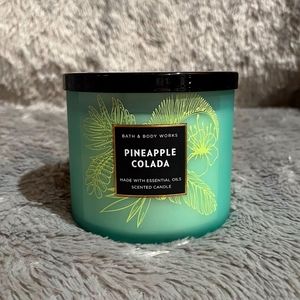 Bath and Body Works Pineapple Colada Candle